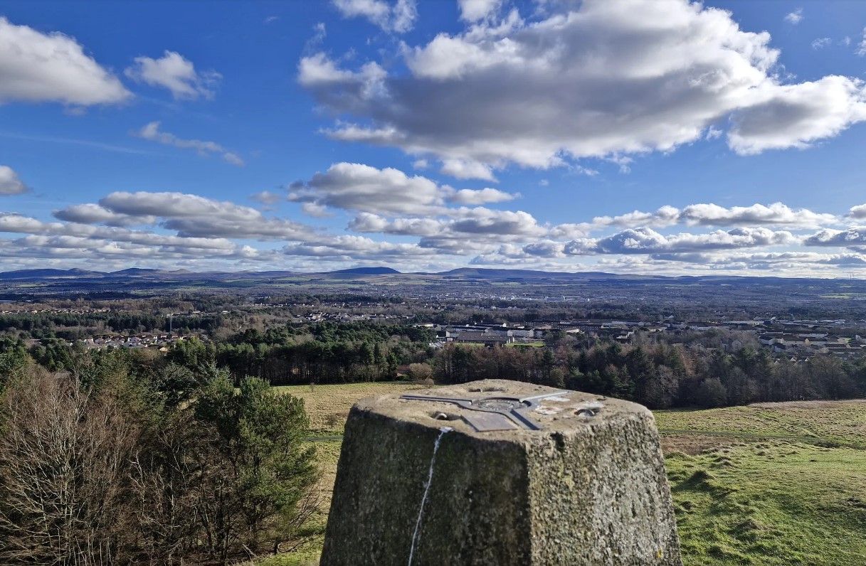 Dechmont Law Trig Pillar